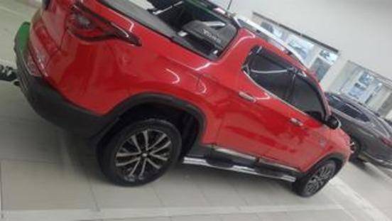 FIAT TORO 2.0 16V TURBO DIESEL RANCH 4WD AT9